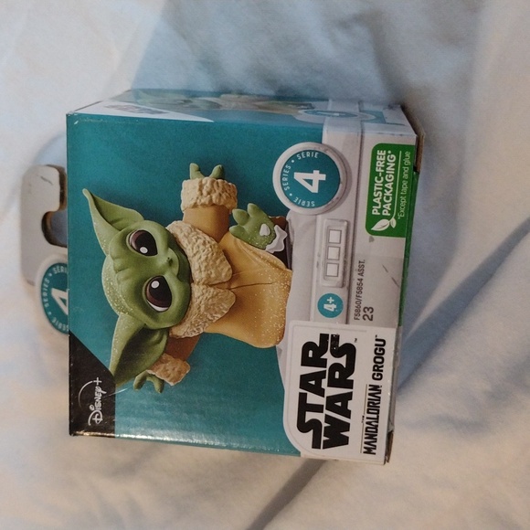Three Star Wars The Bounty Collection Series 4 Grogu Pack - Picture 3 of 16